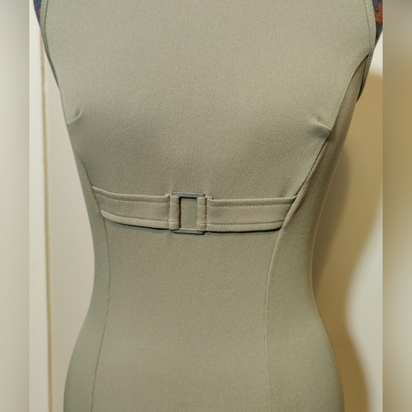 BRIOCHE CALIFORNIA Olive Green 2 Piece Set - Picture 9 of 11